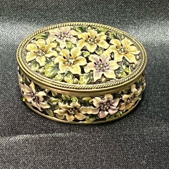 Vintage Pastel Swarovski Crystal Brass Enamel Floral Trinket Box - Picture 1 of 10
